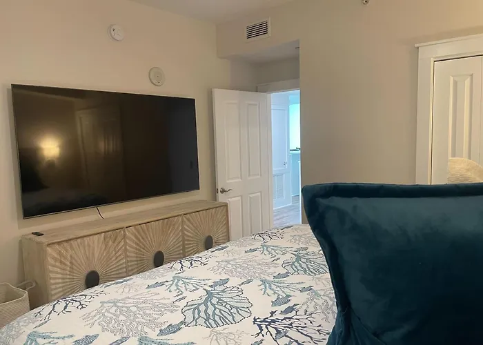 Ocean Blue At 1805 Aqua